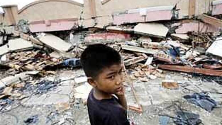 Major quake rocks Indonesia, no casualties yet