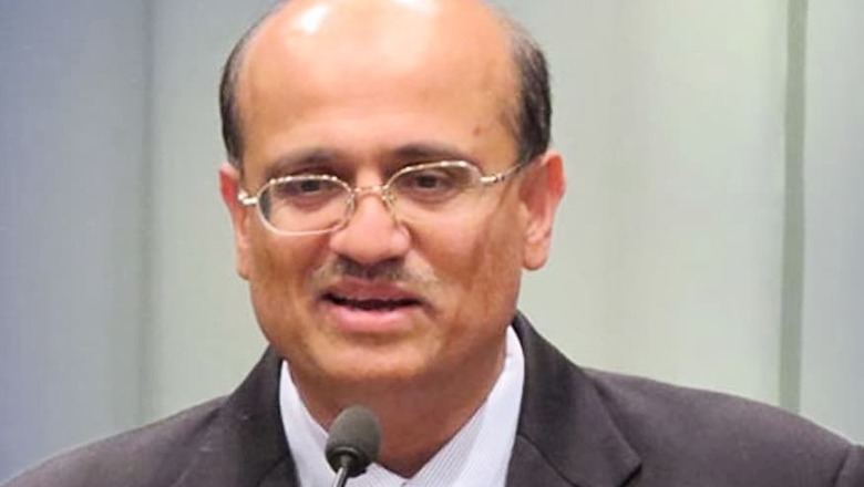 Demonetisation a Complex Issue, RBI, Nepal Rashtra Bank in Talks to Resolve It: FS