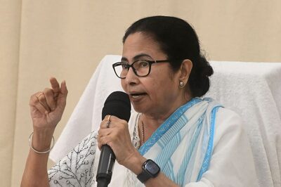 Mamata Banerjee Gears Up to Stage Dharna in Kolkata from Friday Over Bengal's Dues