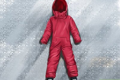 How to Buy a Child's Snowsuit