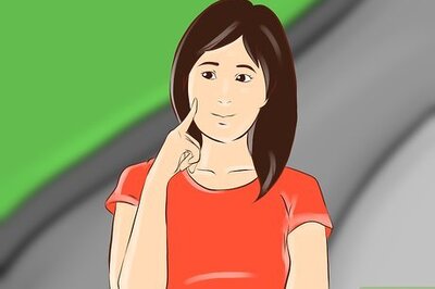 How to Practice Sidewalk Etiquette