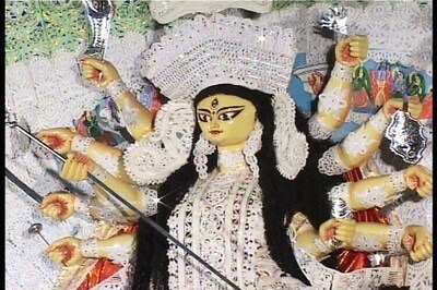 War of words between pujo committees to attract pandal hoppers in Kolkata