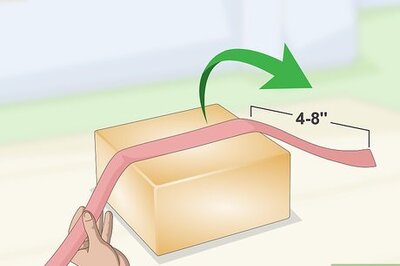 How to Tie a Ribbon Around a Box