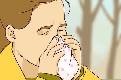 How to Treat Eczema Around the Eyes