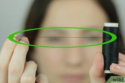 How to Thread Your Eyebrows