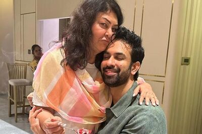 Charu Asopa's Daughter Ziana Surprises Dad Rajeev Sen With Birthday Cake