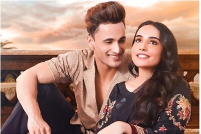 Asim Riaz and Barbie Maan's 'Teri Gali' Song Poster Debuts