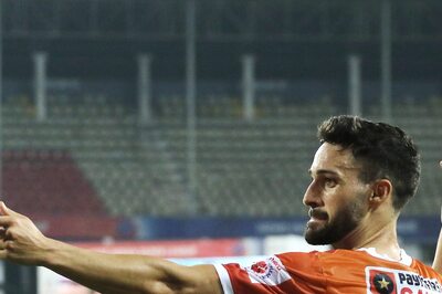 FC Goa's Jorge Ortiz Enjoys Pro Kabaddi League Highlights on TV