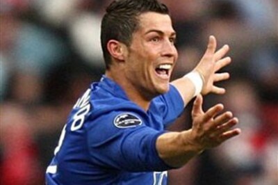 Ronaldo confident United can retain Champions League