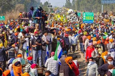 J&K: 50 Detained Ahead of Protest in Lal Chowk in Support of Farmers' Demands