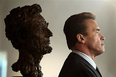 Schwarzenegger reveals secrets in autobiography