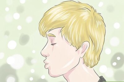 How to Kiss a Girl for the First Time