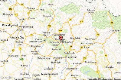 Qureshi pitches for better facilities at Piran Kaliyar shrine