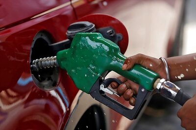 Govt Hikes Excise Duty on Petrol by Rs 10 a Litre, Diesel by Rs 13 a Litre; No Change in Retail Rates
