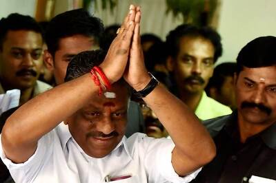 RK Nagar Bypoll: O Panneerselvam's Son,Brother Get Anticipatory Bail in Rioting Case