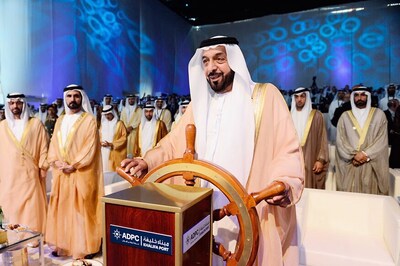 World Leaders Greet UAE President on 46th National Day