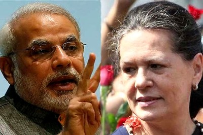 Modi behaving as if governments since independence have done nothing: Sonia
