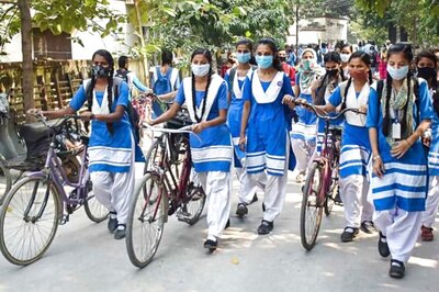 West Bengal Ranks First in Decline of School Dropout Rate: Survey