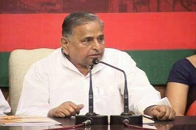 Mulayam files nomination papers from Azamgarh
