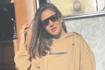 Anushka Sharma Posts 'Ok Ok Types Photos', Arjun Kapoor Calls Them 'Kharaab'; See Post