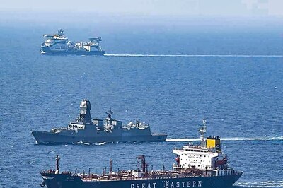 Over 10 Indian Navy Warships Now Deployed in Arabian Sea; Aim to Deter Pirates, Drone Strikes