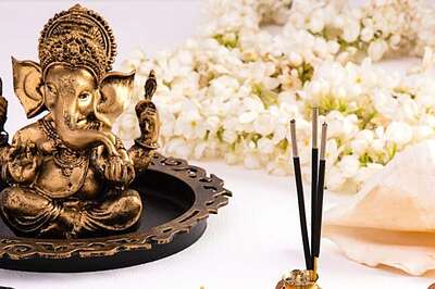 Aaj Ka Panchang, 8 April, 2024: Tithi, Vrat, and Today’s Shubh, Ashubh Muhurat