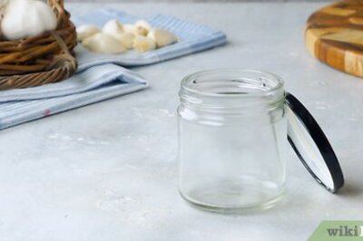 How to Pickle Garlic