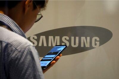 Samsung Will Sanitise Your Phone to Stay Safe from Coronavirus, to Come to India Soon