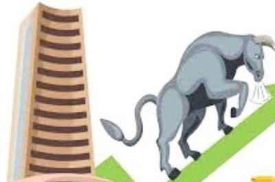 Stock Market Updates: Sensex Slips 500 Points From Record High, Nifty Tests 22,650