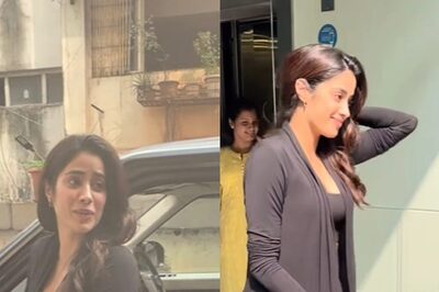 Janhvi Kapoor Has The Cutest Reaction To Paps Saying ‘Gusse Mein Ho Aap’; Watch Viral Video