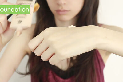 How to Use Oval Makeup Brushes