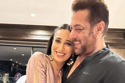 Karisma Kapoor Tightly Hugs 'OG' Salman Khan in Cute Eid Photo; Fans Say 'Please Get Married'