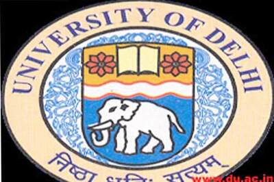 Students can now use mobile app to fill forms for DU courses