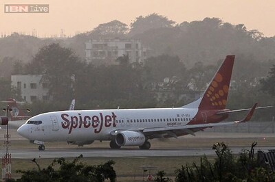 SpiceJet starts Pune-Sharjah flight; eyes pact with Air Arabia