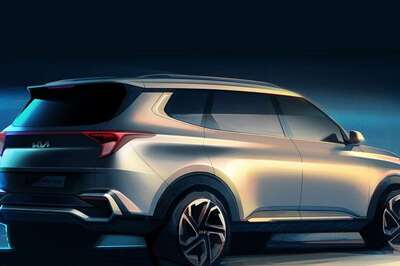 Kia Carens Unveil LIVE Updates: Variants, Design, Features and More