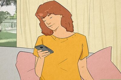 60+ Meaningful Ways to Tell Someone You Miss Them Over Text