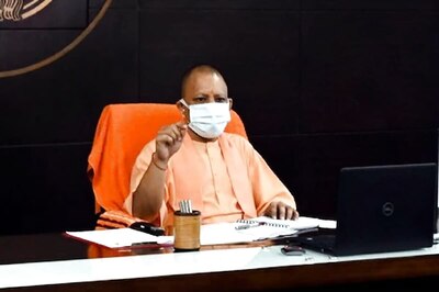 Ex-bureaucrats, Police Officers Back Yogi Govt against Allegations of Crushing Dissent