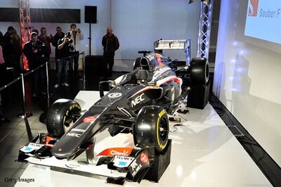 Sauber unveil new look car and two new drivers