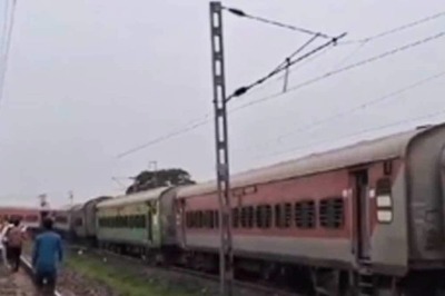 Howrah-Mumbai Mail Accident: 3 Fruit Sellers From Bengal’s Malda Among Victims