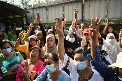 'Tortured Severely': Aung Suu Kyi's Party Official Dies in Custody in Myanmar