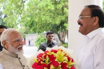 PM Modi Extends Wishes To Venkaiah Naidu On His 75th Birthday, Pens Thoughts On His Life