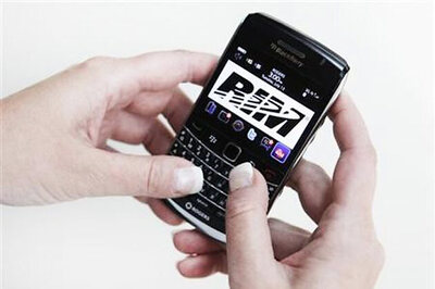 BlackBerry maker wins vote of confidence ahead of BlackBerry 10