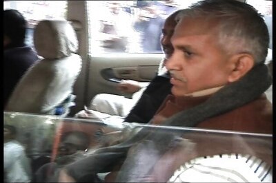 UP Lokayukta suggests CBI probe against Kushwaha