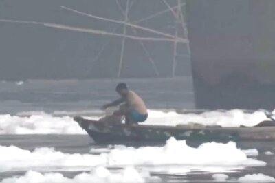 Congress Promises to Restore Chhat Ghats to Woo Purvanchalis Ahead of MCD Polls