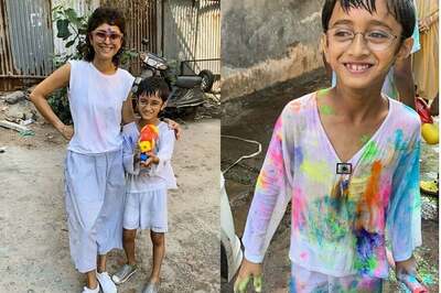 Aamir Khan Wishes Fans 'Holi Mubarak' With a Picture of Kiran Rao and Son Azad