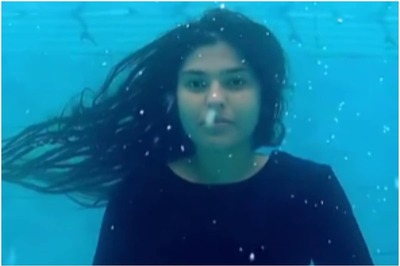Watch: Taarak Mehta Ka Ooltah Chashmah's 'Sonu' Nidhi Bhanushali Does Underwater Yoga