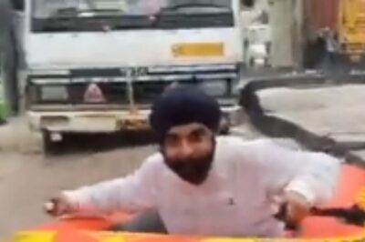 Delhi Rains: BJP Leader Goes 'Rafting' on Waterlogged Road, Thanks Kejriwal for Making it Possible