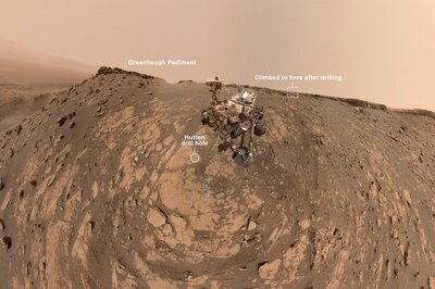 Selfie from Mars: NASA Curiosity Rover Sends Home New Photo as it Climbs Martian Slope
