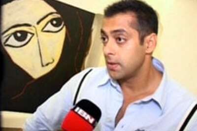 Salman runs to HC with review plea to avoid jail