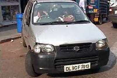 
Impound loan defaulters cars: SC